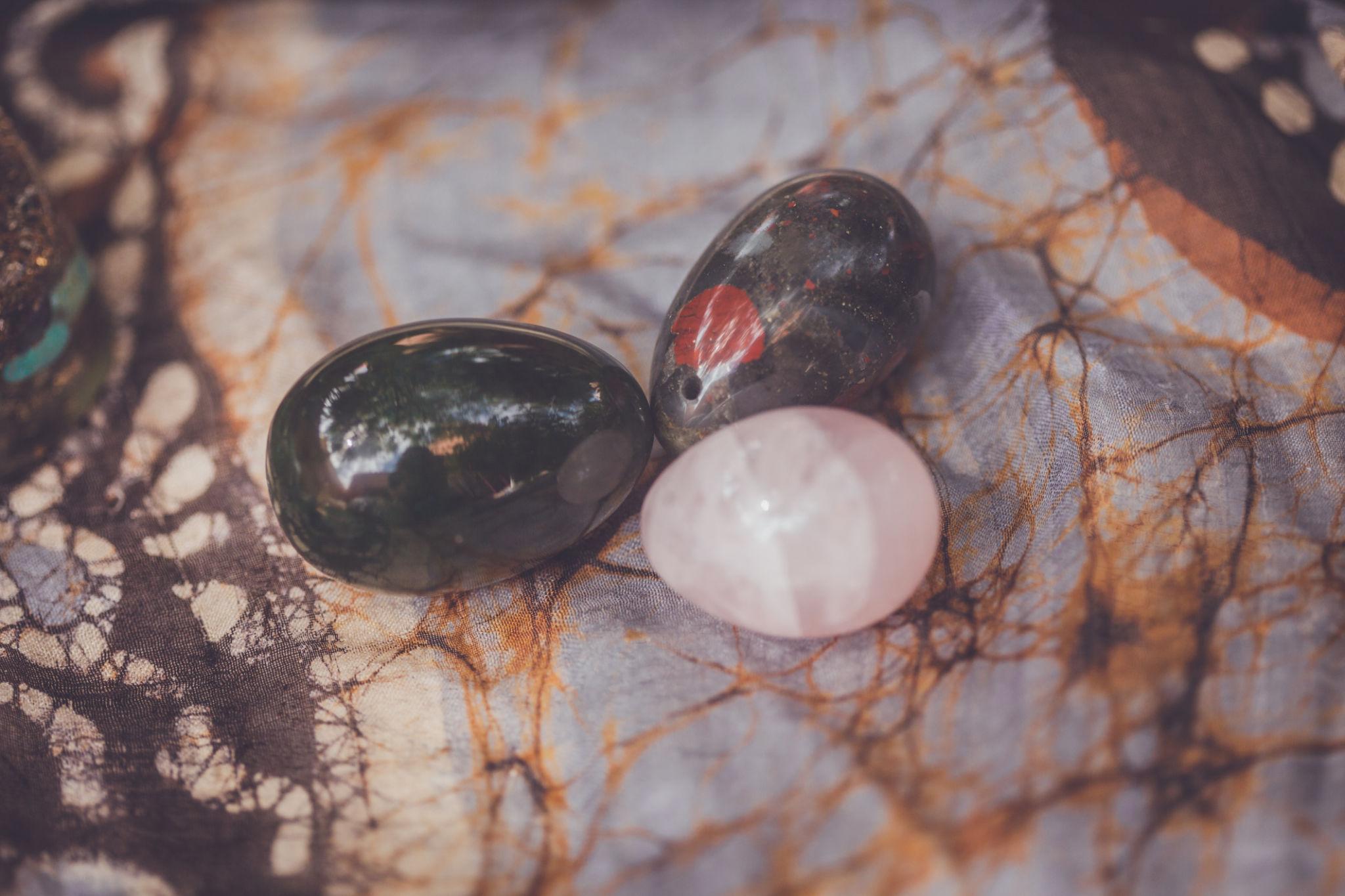 Yoni Egg Sizes Explained: How to Choose the Right Size for Your Body and Practice - Yoni Wanderland