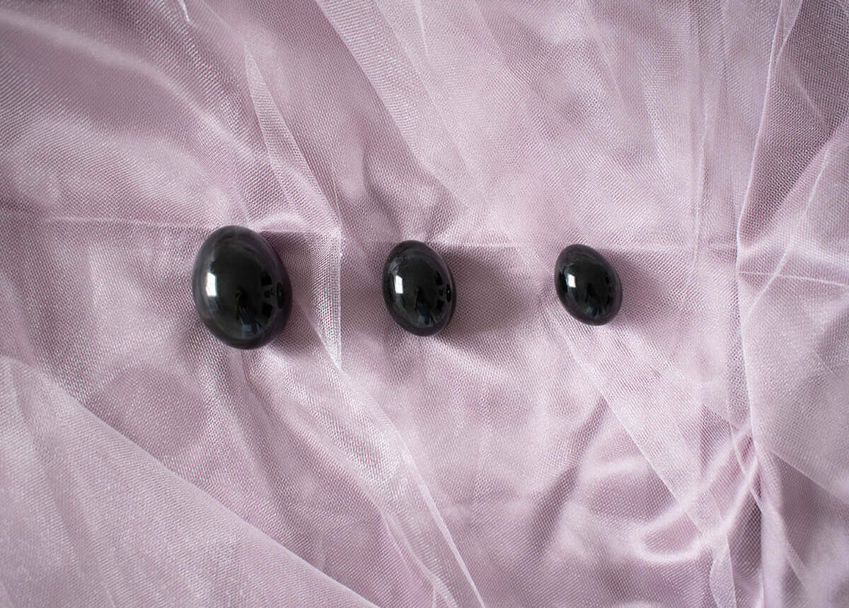 NEPHRITE JADE YONI EGG - JADE
