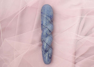 BLUE QUARTZ YONI WAND - THE TWIST SERENE
