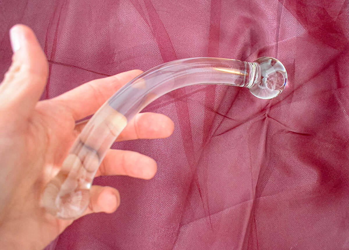 GLASS YONI WAND - THE CURVE