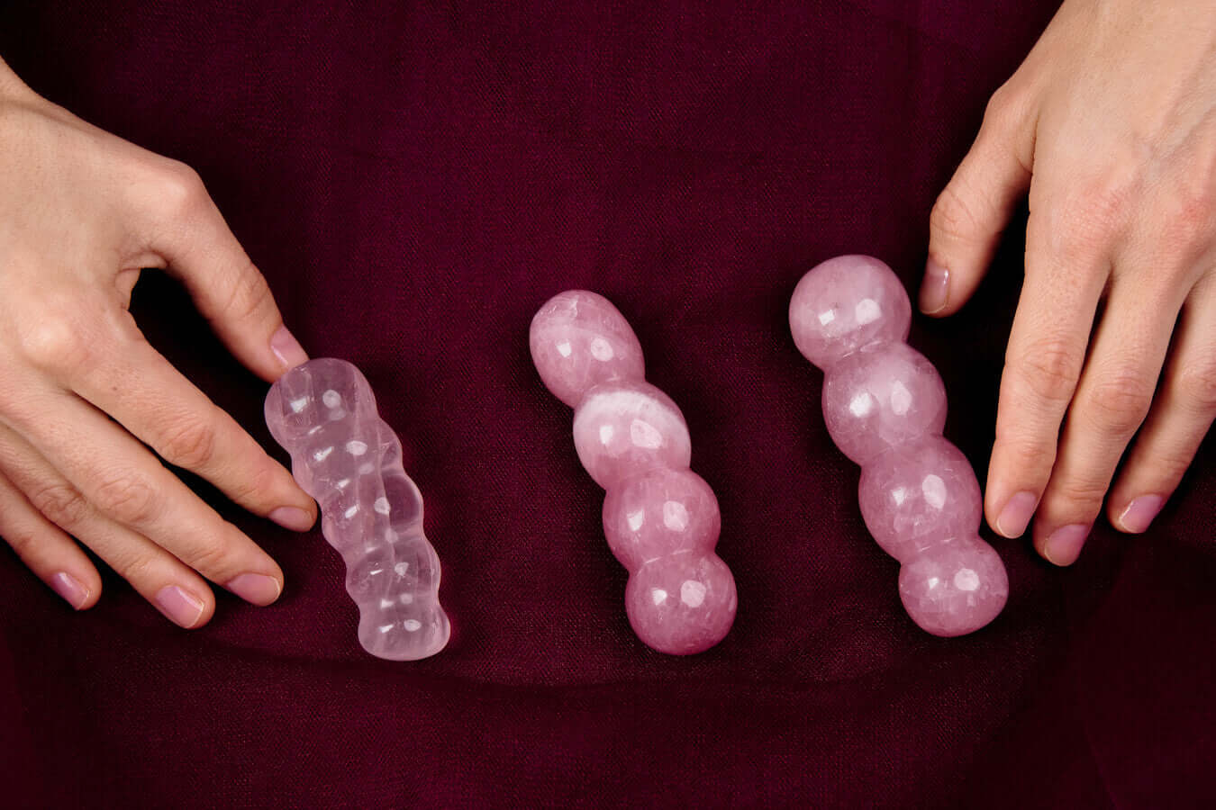 ROSE QUARTZ YONI MASSAGER - THE MINI BEADED ROSIE