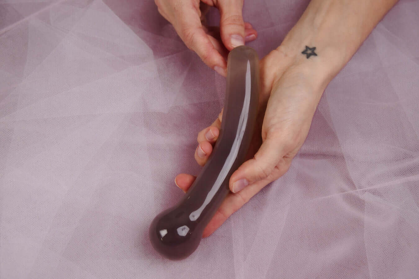 GREY AGATE YONI WAND - THE AGATHA PEARL