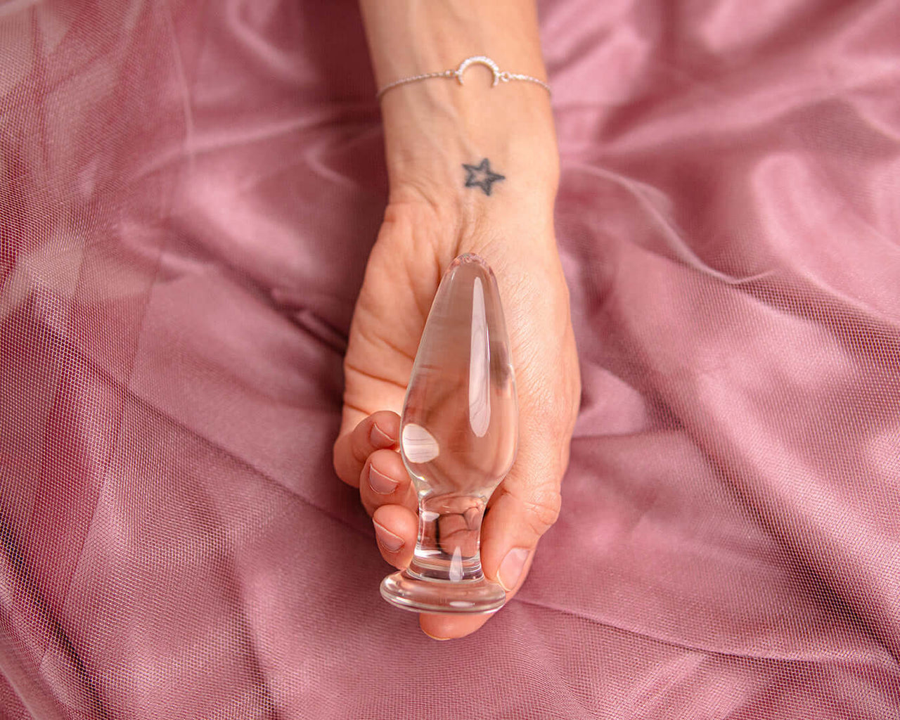 Glass BumBum butt plug, smooth, for anal stimulation by YoniWanderland.com Yoni Wanderland Glass BumBum butt plug, smooth, for anal stimulation by YoniWanderland.com Yoni Wanderland