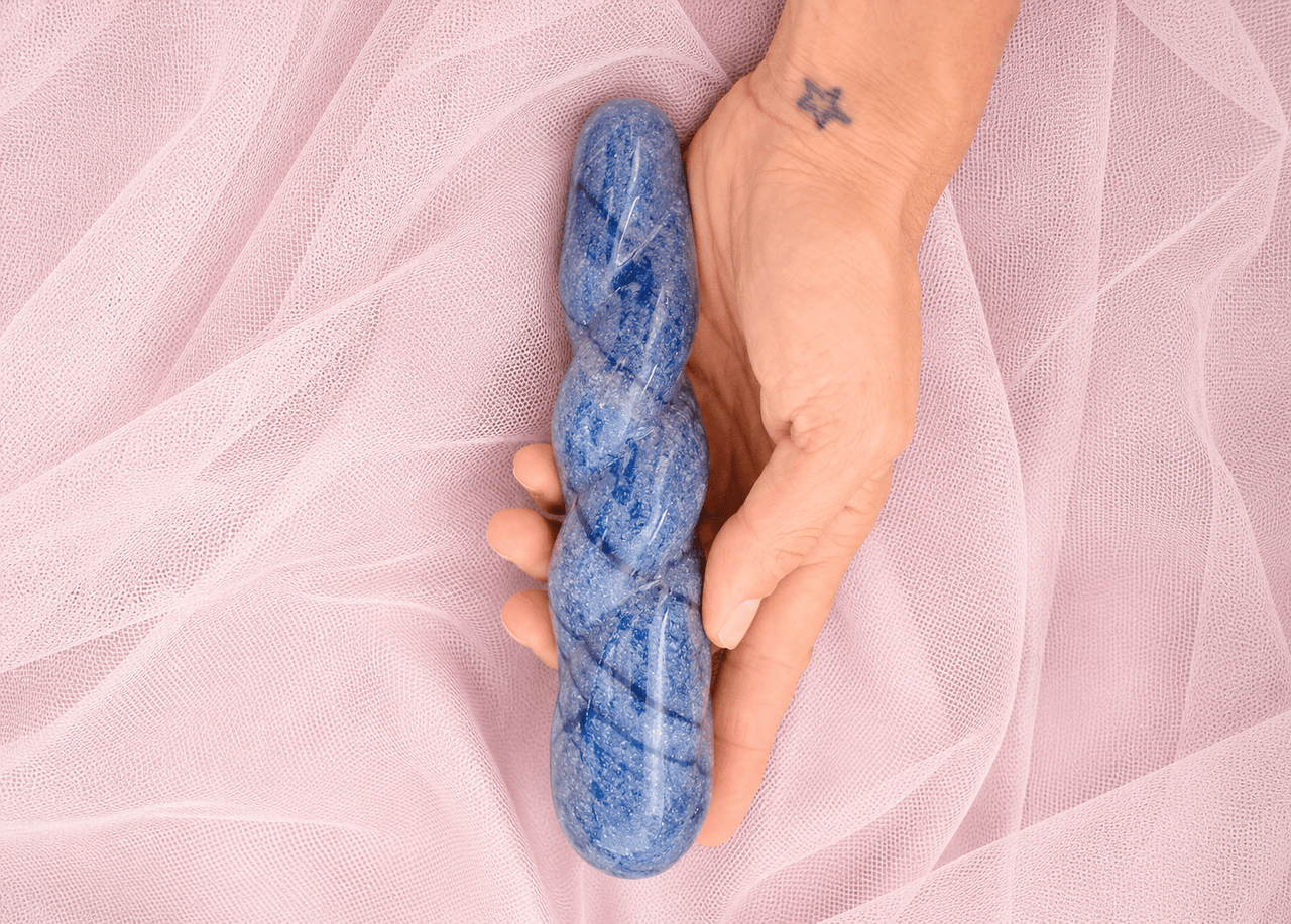 Blue Quartz Crystal Yoni Wand – The Twist Serene - Yoni Wanderland