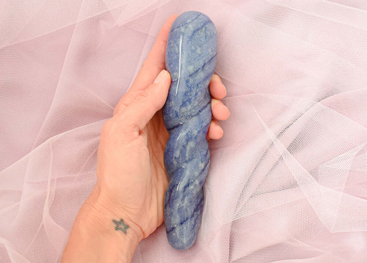 BLUE QUARTZ YONI WAND - THE TWIST SERENE - Yoni Wanderland