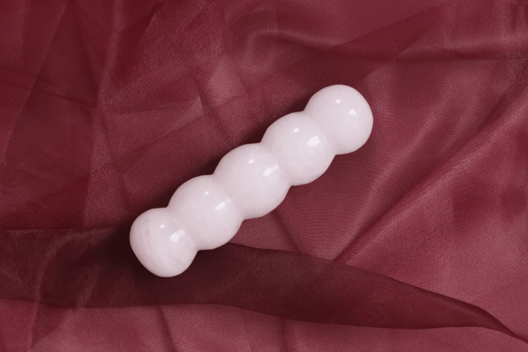 Clear Quartz Yoni Wand – The Mini Joybeads Claire: Sacred Feminine Awakening - Yoni Wanderland
