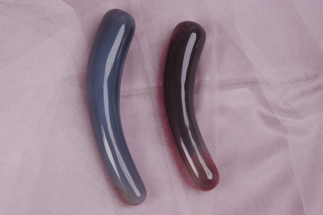 Grey Agate Yoni Wand - The Slide Agatha: Spiritual Grounding & Strength - Yoni Wanderland