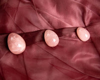 ROSE QUARTZ YONI EGG - ROSIE - Yoni Wanderland