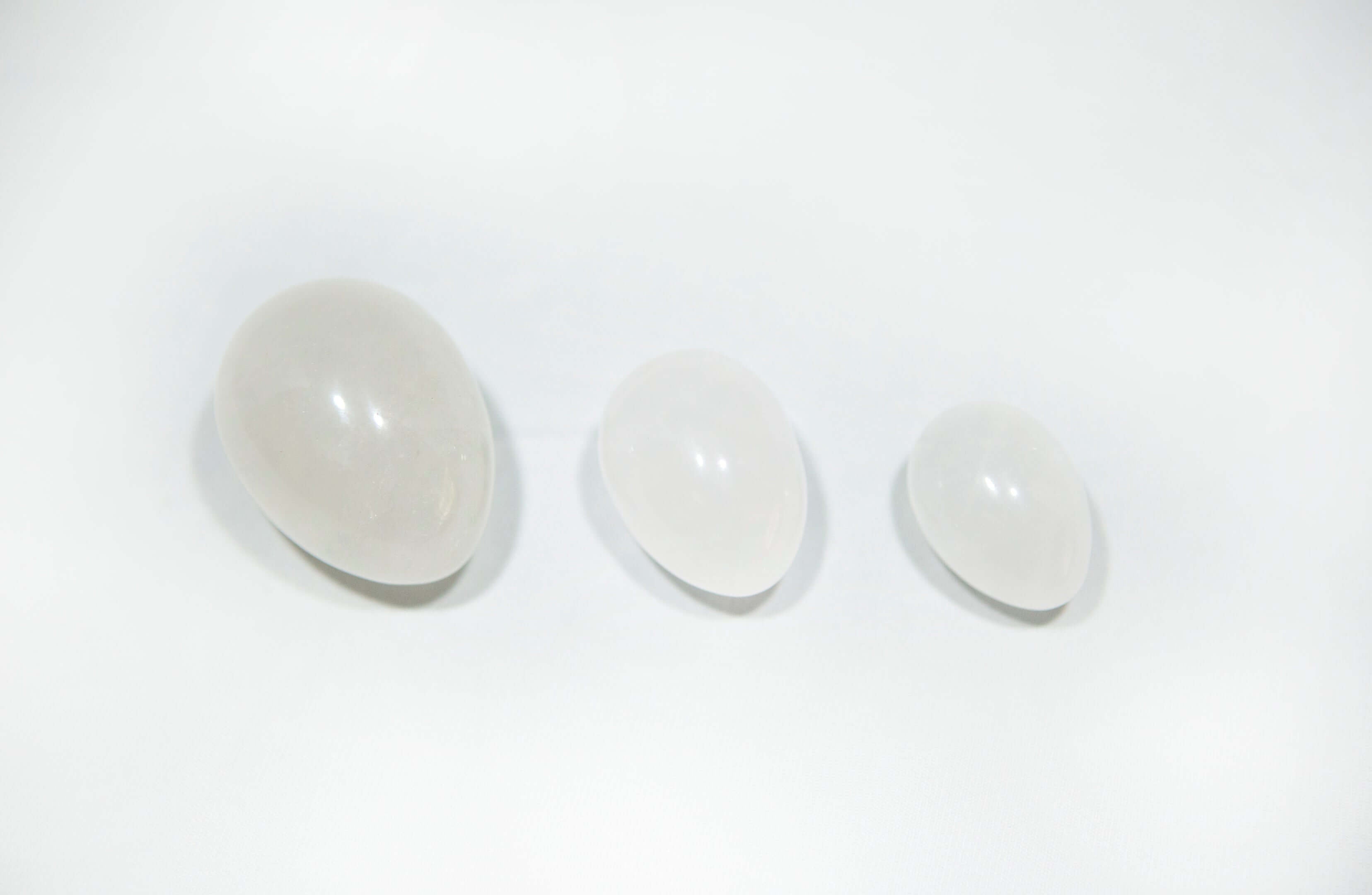 CLEAR QUARTZ YONI EGG - CLAIRE - Yoni Wanderland