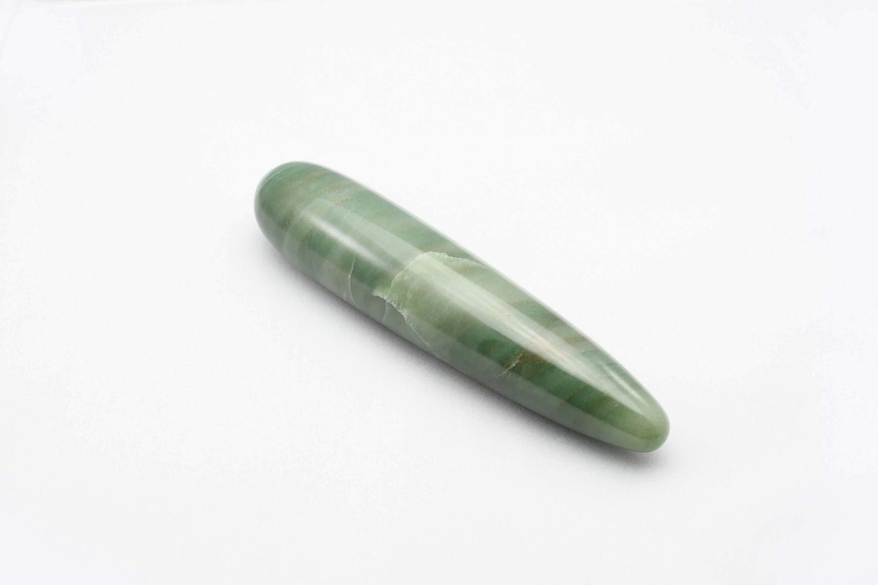 GREEN AVENTURINE YONI WAND - THE STRAIGHT CHARM - Yoni Wanderland