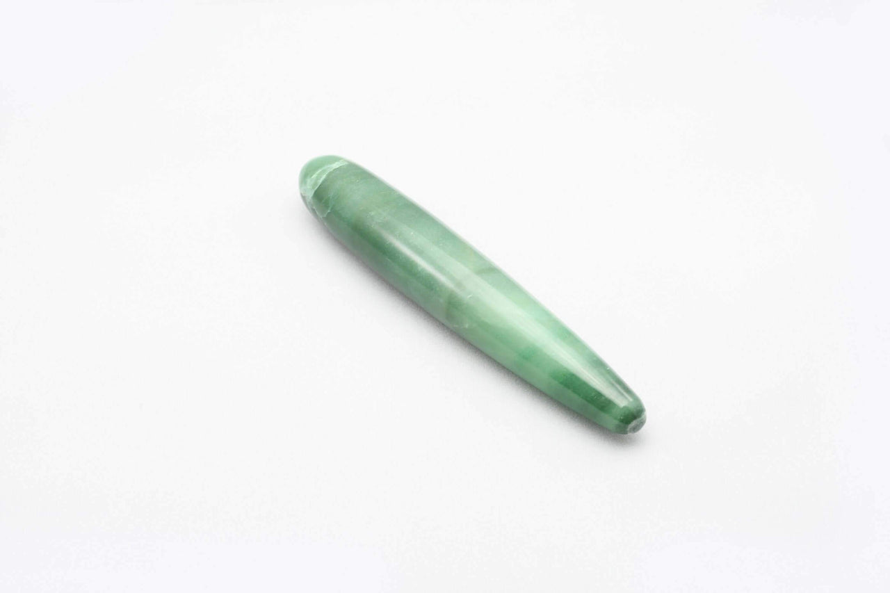 GREEN AVENTURINE YONI WAND - THE STRAIGHT CHARM - Yoni Wanderland