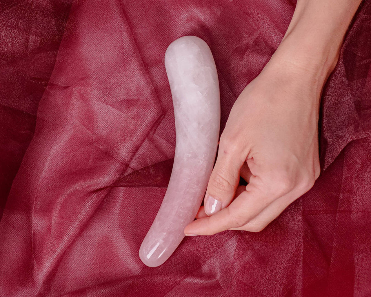 ROSE QUARTZ YONI WAND - THE SLIDE ROSIE - Yoni Wanderland